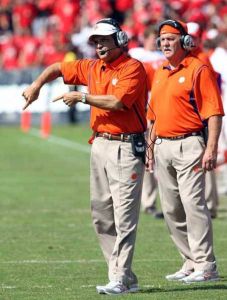 Defensive Coordinator Kevin Steele