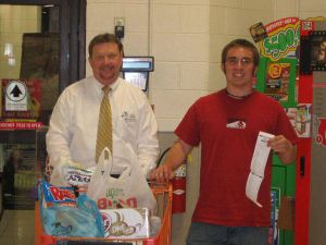 bi-lo solid orange fan of the year shopping spree reward 032609