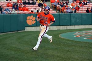 Photo by Mark Crammer