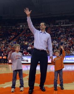 tom wideman honorary captain