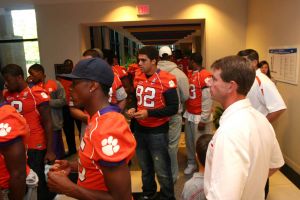 Clemson Football Visits Local Children's Hospital
