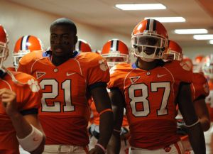 Xavier Dye and Terrance Ashe pregame lockerroom