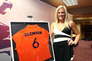 Senior Jeannette Abbott