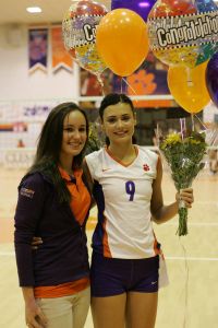 Seniors Cansu Ozdemir and Molly Mattson