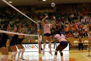 Clemson 3, Virginia 0