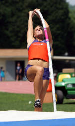 Majester Earns Spot at Regionals in Pole Vault After Performance at Georgia Tech