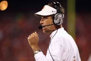 Defensive Coordinator Kevin Steele