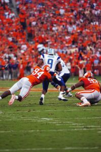 Rennie Moore, Da'Quan Bowers