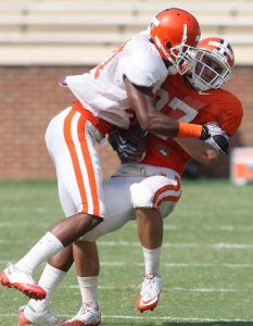 William Bello scrimmage 082011