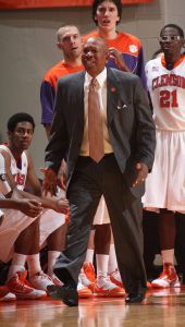 Head Coach Oliver Purnell