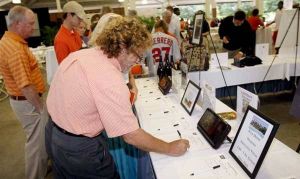 Oliver and Vicky Purnell held their second annual Coaches vs. Cancer fundraising event, Tigerfest 09, on Tuesday, October 6.