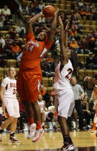 Shaniqua Pauldo (44)