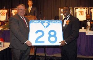 spiller, 28 sign