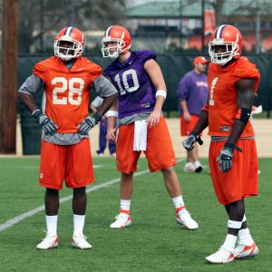 Spring Football Practice: March 10, 2007