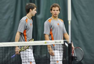 Dominique Maden (L) and Juan Bolona