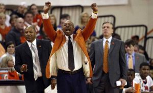 Head Coach Oliver Purnell