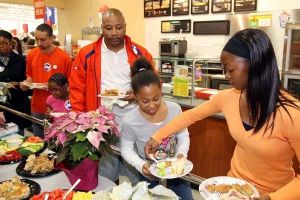 2007 shop with a coach 121207 food line