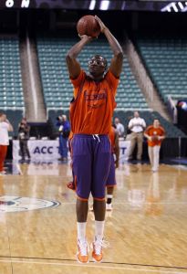 practice at greensboro coliseum 030911
