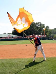 Mike Freeman flag postgame celebrate