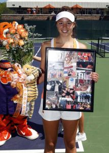 Senior Laurianne Henry