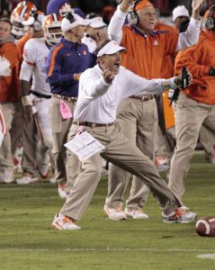 Defensive Coordinator Kevin Steele