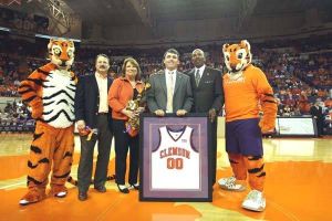 manager joe matthews with family and oliver purnell on senior day