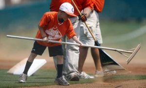 grounds crew kid