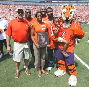 anthony simmons, mother, 2008 clemson hall of fame inductee
