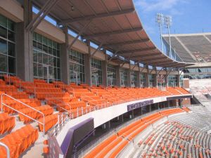 wez_seats_facing_north