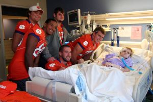 Clemson Football Visits Local Children's Hospital