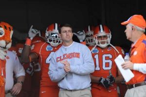 head coach dabo swinney and team in tunnel pregame 010109