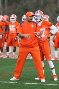 Assistant Coach Tony Elliott