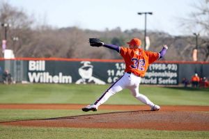 Photo by Mark Crammer