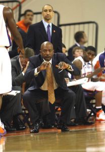Head Coach Oliver Purnell