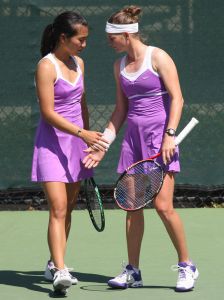 Josipa Bek, Keri Wong