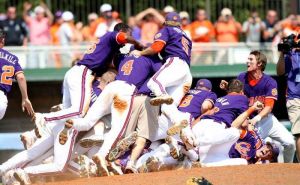 team postgame celebrate