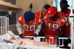 Clemson Football Visits Local Children's Hospital