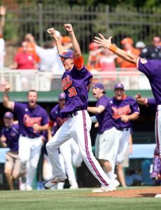 Will Lamb postgame celebrate