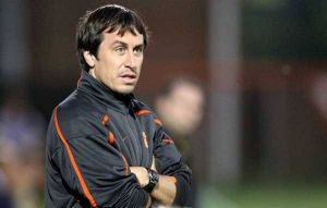 Head Coach Phil Hindson