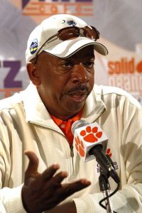 Head Coach Oliver Purnell held a press conference on Tuesday, October 6 to preview the 2009-10 men's basketball season.