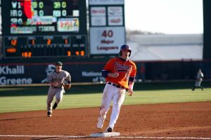 Photo by Mark Crammer