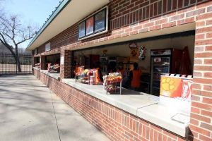 Photo by Mark Crammer