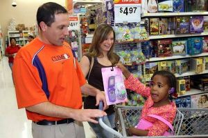 2007 shop with a coach 121207 posterino