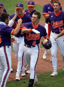 Richie Shaffer celebrate home run