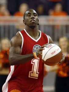 spiller halfcourt shot