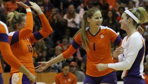 Hannah Brenner, Serenat Yaz and Natalie Patzin