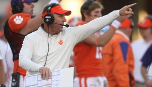 Offensive Coordinator Chad Morris