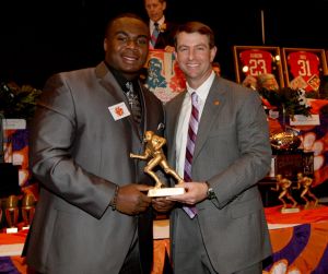 Grady Jarrett - Solid Rock Award, Defensive Tackle