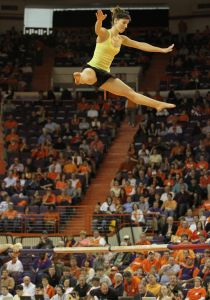 Halftime Show: Russian Bar Trio