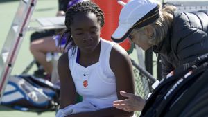 Liz Jeukeng and Head Coach Nancy Harris